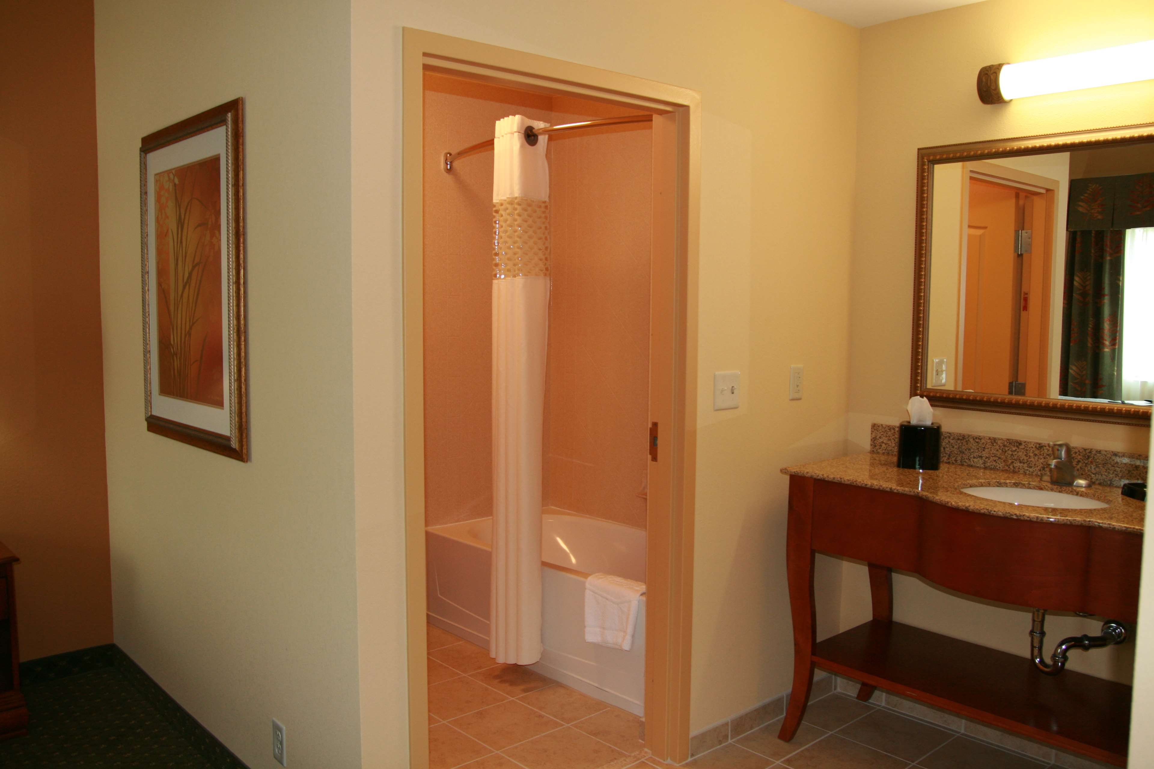 Guest room