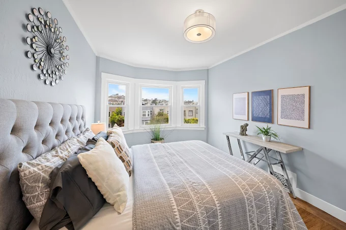 Images RESONANT IMAGERY LLC