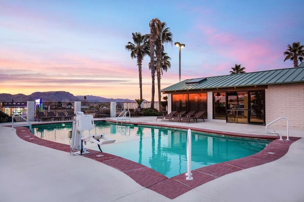 Images Best Western Plus King's Inn & Suites