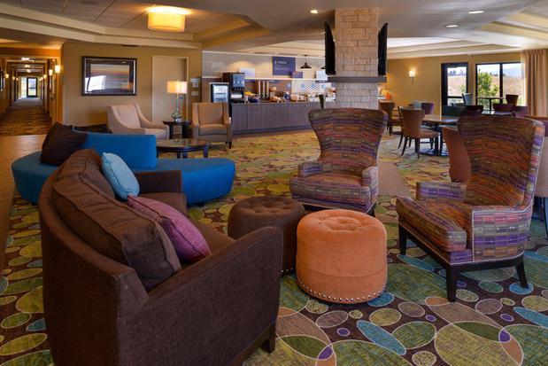 Images Holiday Inn Express & Suites Pocatello by IHG