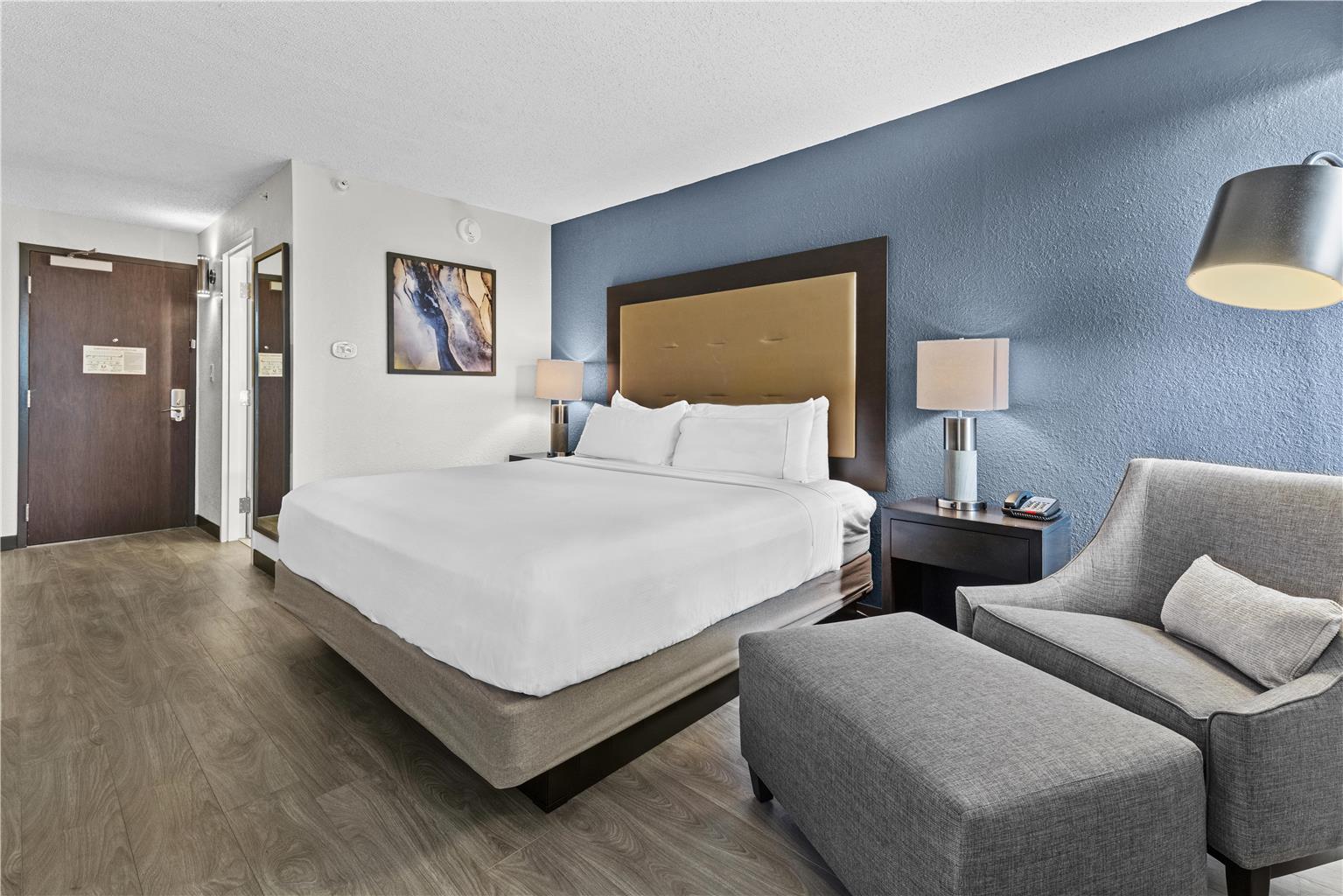 Guest room