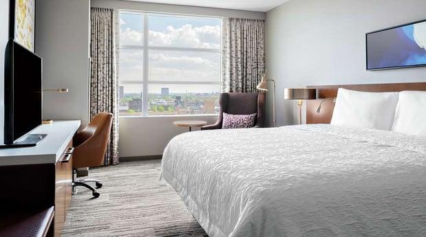 Images Hilton Garden Inn Chicago McCormick Place