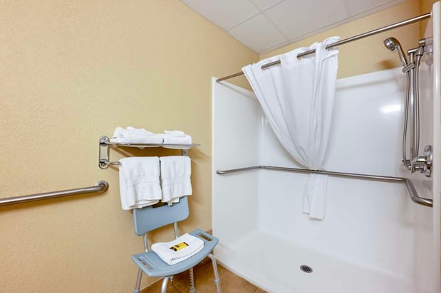 Images Best Western Plus Mid Nebraska Inn & Suites