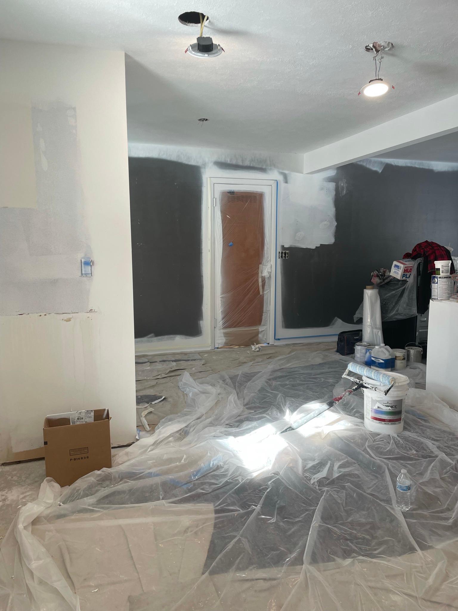 Revitalize your living or working spaces with a beautiful fresh coat of paint. Founded in 1997 by Dan Peck, who learned to be a painter in high school, the crews at Painting Solutions are driven by doing things meticulously for the best quality outcome. We treat your home as if it was our own.
Whether you are looking for an interior painter or an exterior painter, a residential painter, a commercial painter or industrial painter, our professional people are well-trained, with decades of experience.
Before that first brushstroke, we show your walls a lot of TLC, doing any drywall patching, sanding or repair. We are also experts at staining wood elements to bring them back to life.