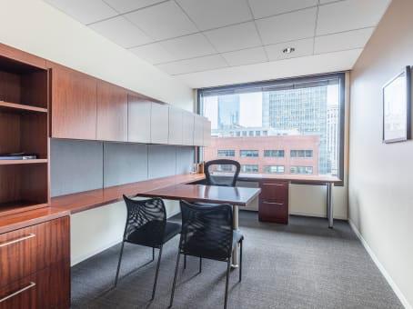 Regus - Illinois, Chicago - CBD - River North Photo