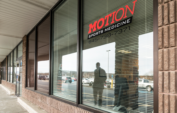 Images MOTION Sports Medicine - Monroe West
