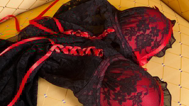 Images Ciggfreeds Liquid and Lace