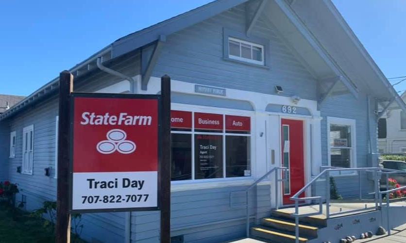 At Traci Day State Farm, choosing auto insurance is about more than price. It is about having a team that answers your calls and helps you through the unexpected. Price matters, and so does service. Let us help you find coverage that fits your life.