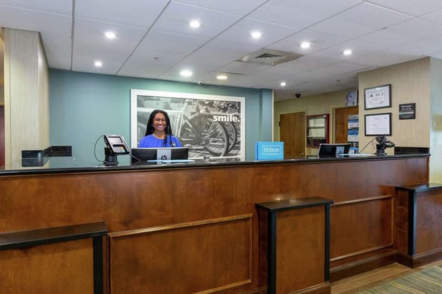Images Hampton Inn Winston-Salem Hanes Mall