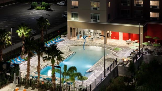 Images Holiday Inn Express & Suites Orlando at Seaworld by IHG