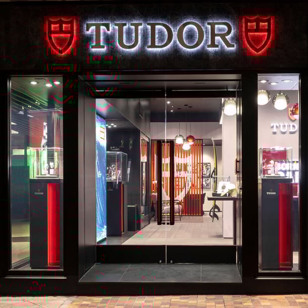 Images TUDOR Boutique Kalakaua Avenue