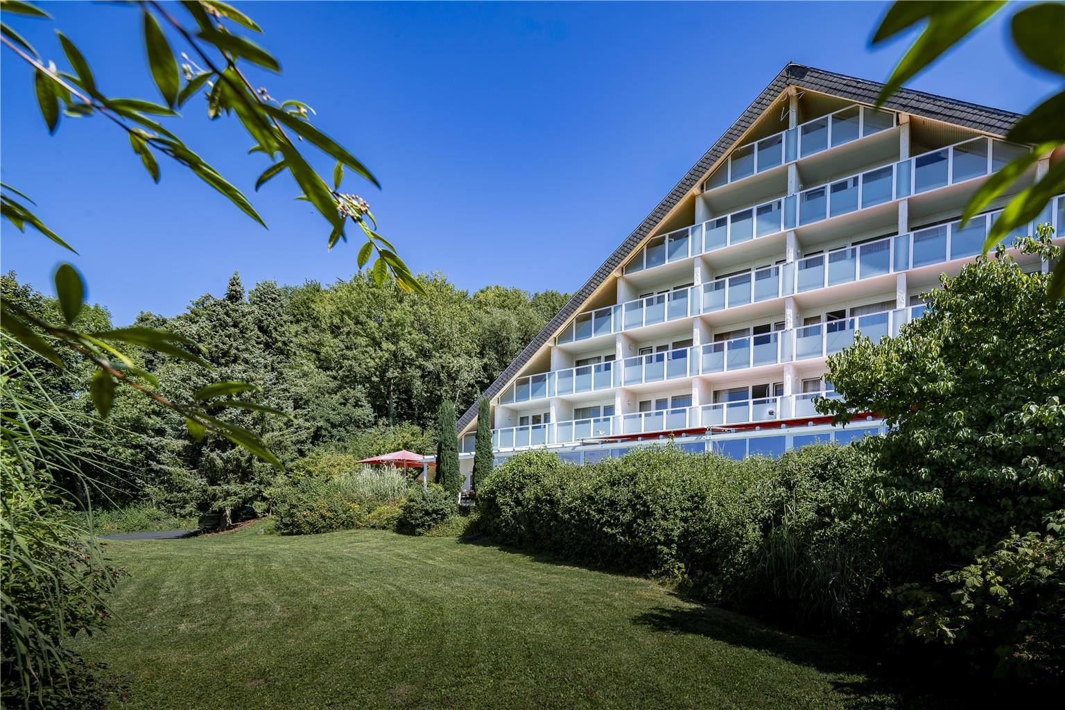 Bild 3 Sure Hotel by Best Western Rhoen Garden in Poppenhausen