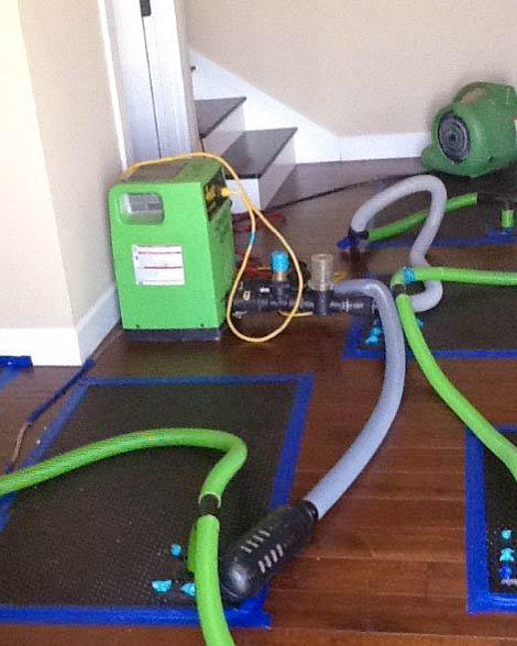 From plumbing leaks to floods, water damage can occur in a variety of ways. Our SERVPRO Issaquah North Bend team can put an end to it, no matter how it starts! Call us  to schedule service for your home or business in Preston, WA.