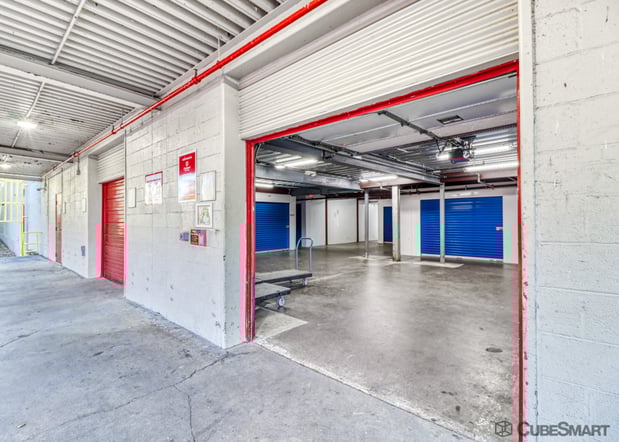 Images CubeSmart Self Storage