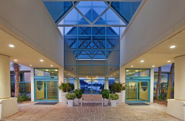 Images Holiday Inn Express Pensacola Beach, an IHG Hotel