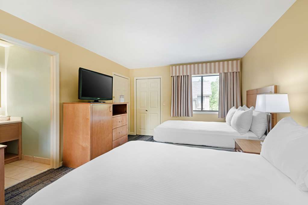 2 Double Bed
