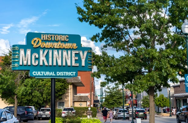 Images Modera McKinney Ridge