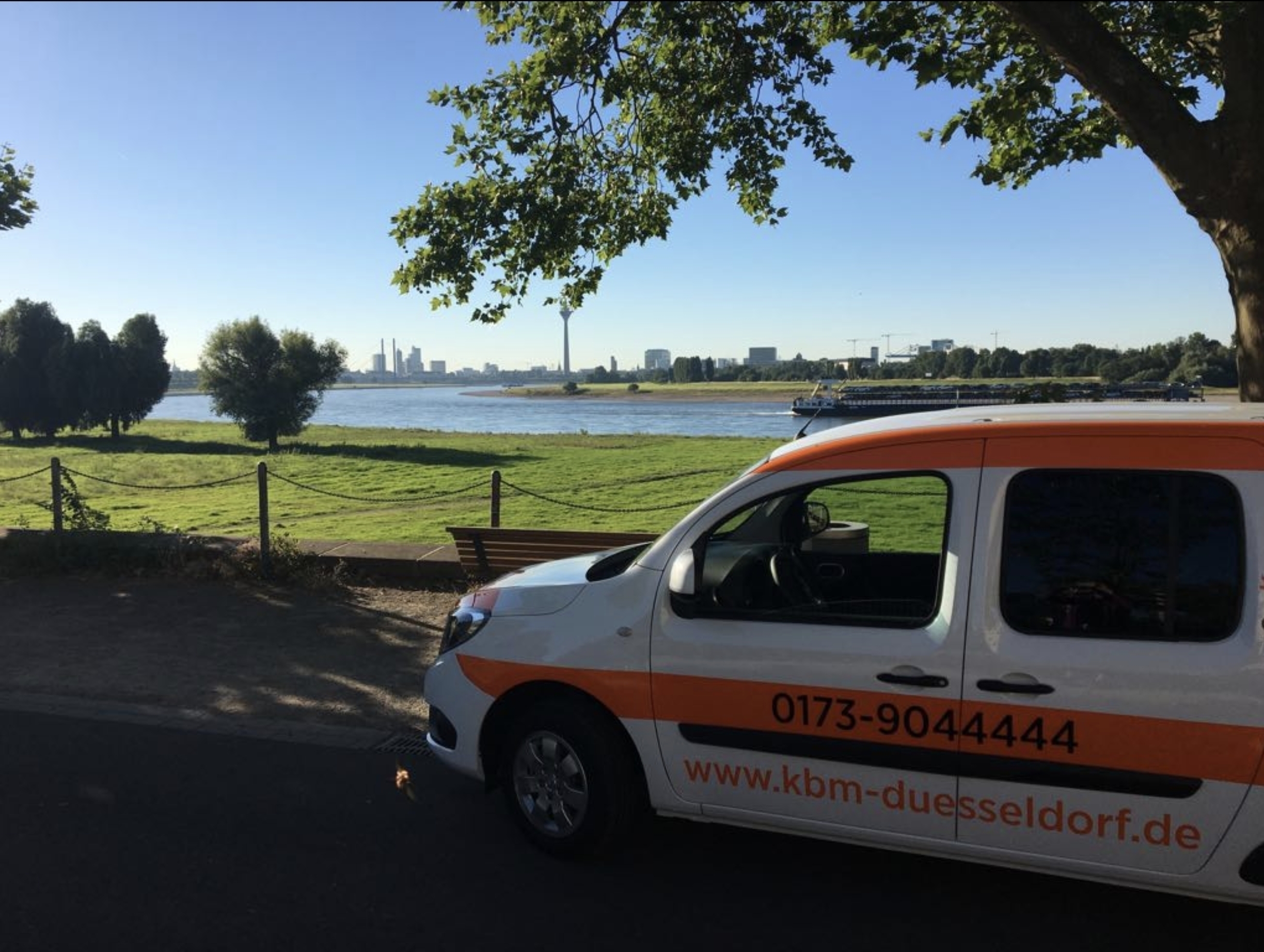 KBM Krankenbeförderungsmanagement, Auf der Gemarke 6 in Düsseldorf