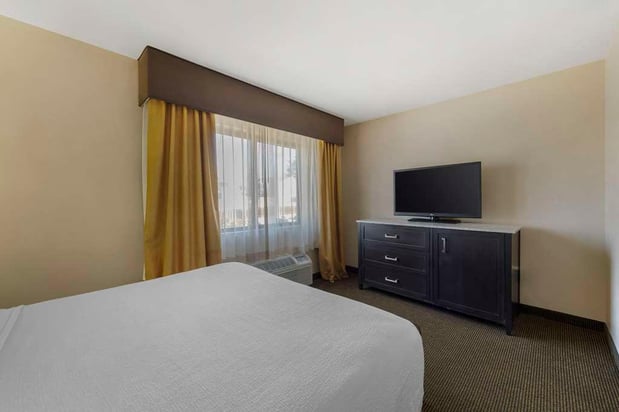 Images Best Western Plus Country Inn & Suites