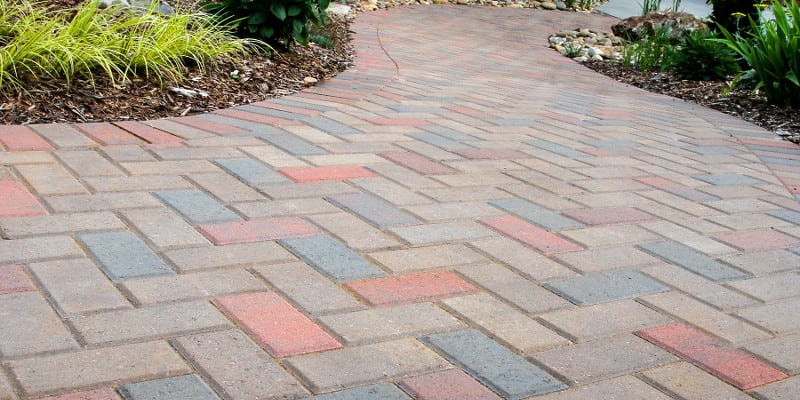 We create custom patios and walkways that are sure to impress.