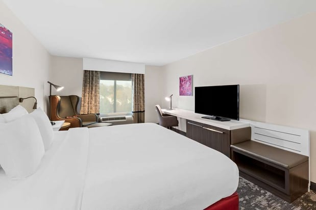 Images Hilton Garden Inn Atlanta Airport North