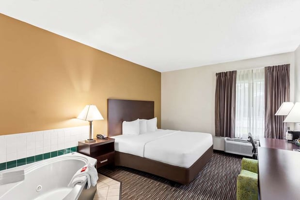 Images SureStay by Best Western Grayson