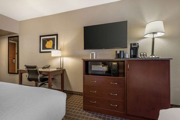 Images Best Western Plus Peak Vista Inn & Suites