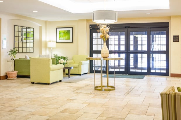 Images Holiday Inn Manchester Airport by IHG