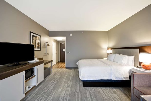 Images Hampton Inn Livonia Detroit