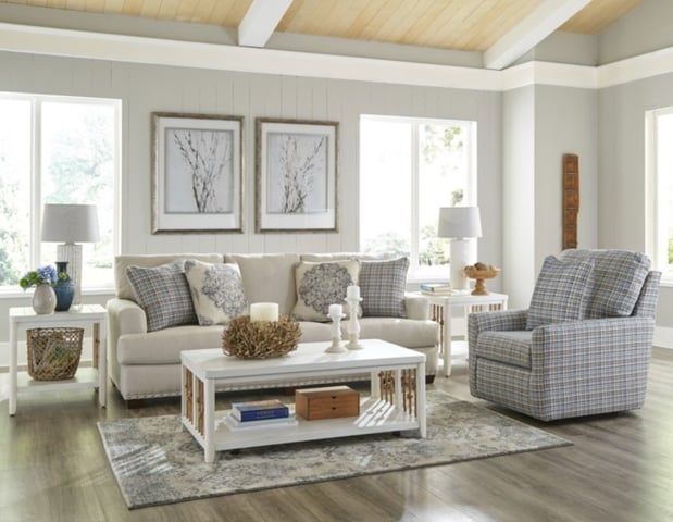 Images Hudson's Furniture + Mattress
