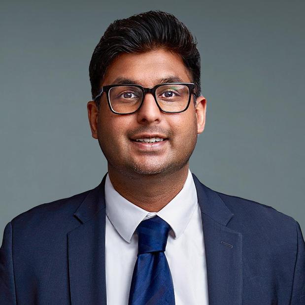 Images Nakul Singhal, MD