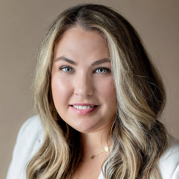 Images Edward Jones - Financial Advisor: Kristin Cardona, AAMS®