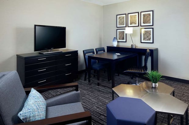Images Embassy Suites by Hilton Los Angeles International Airport North