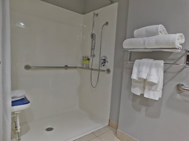 Images Holiday Inn Express Cleveland Downtown by IHG