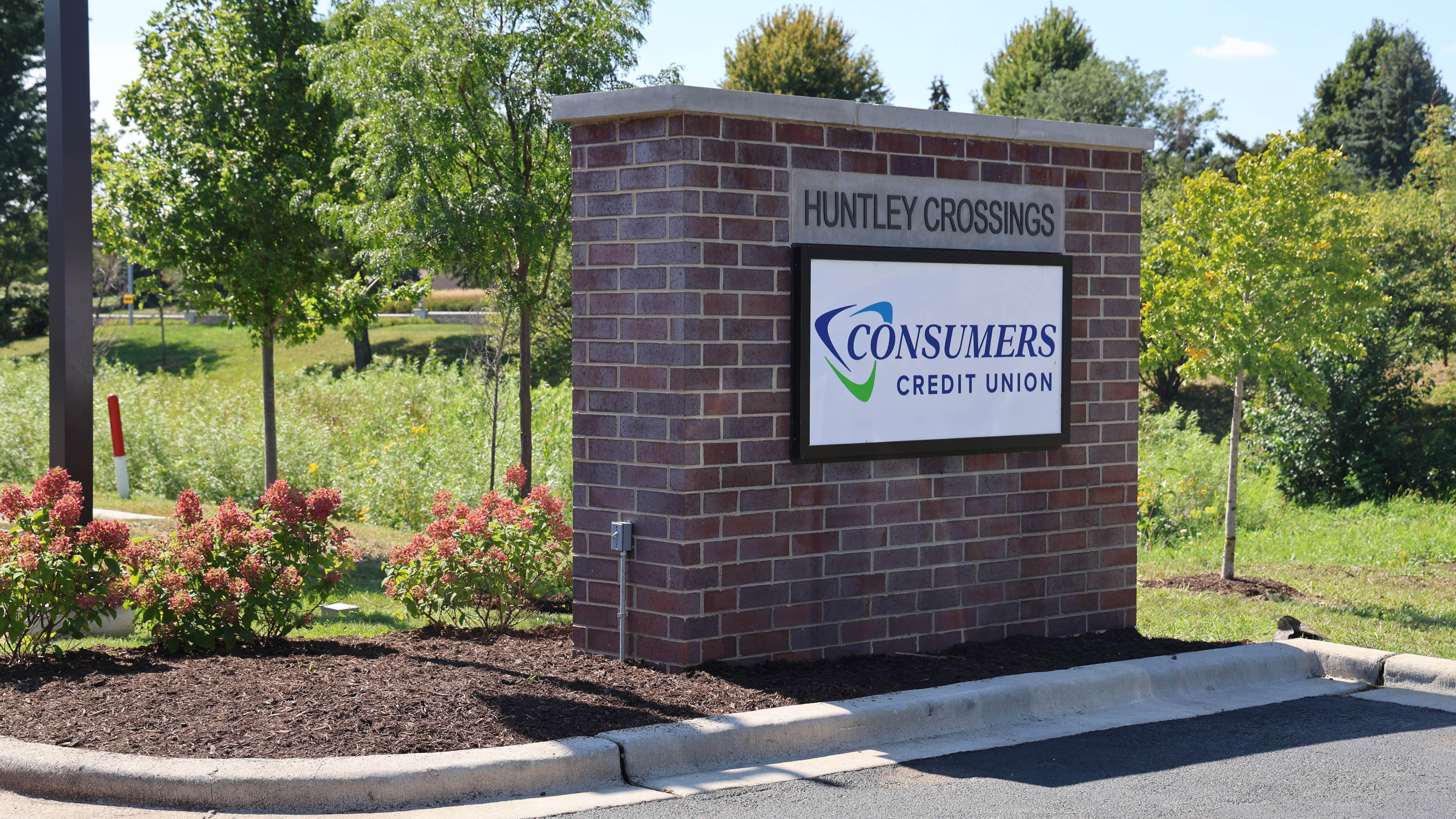 Consumers Credit Union in Huntley at 12880 IL-47, monument sign. 