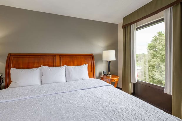 Images Hampton Inn Winston-Salem Hanes Mall