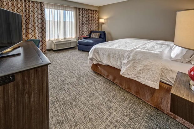 Images Hampton Inn & Suites Franklin Berry Farms