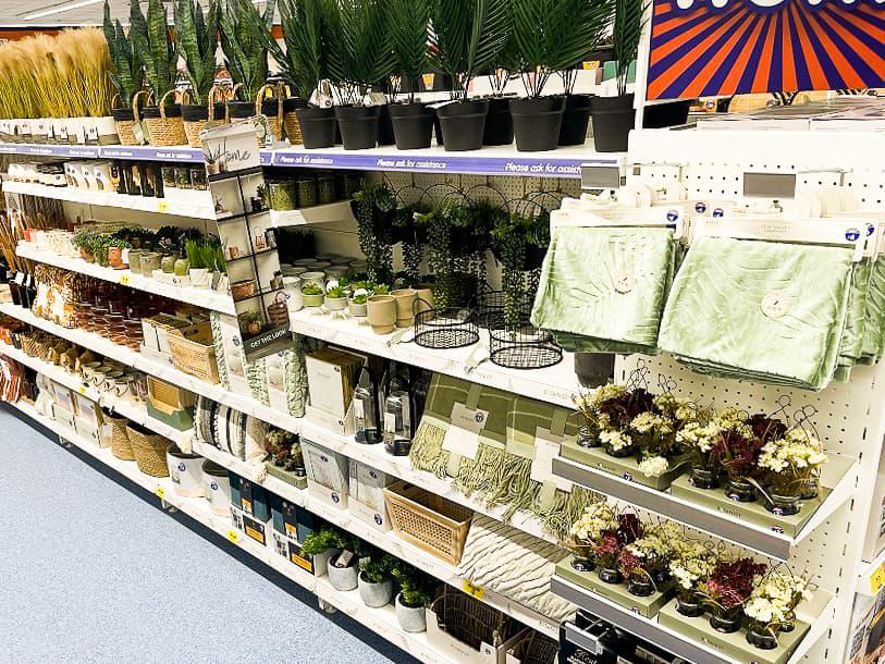 Images B&M Store with Garden Centre