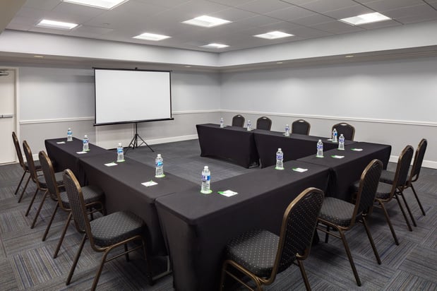 Images Holiday Inn & Suites Boca Raton - North by IHG