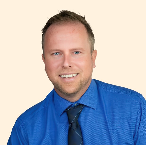 Images Ryan Sershon, Counselor