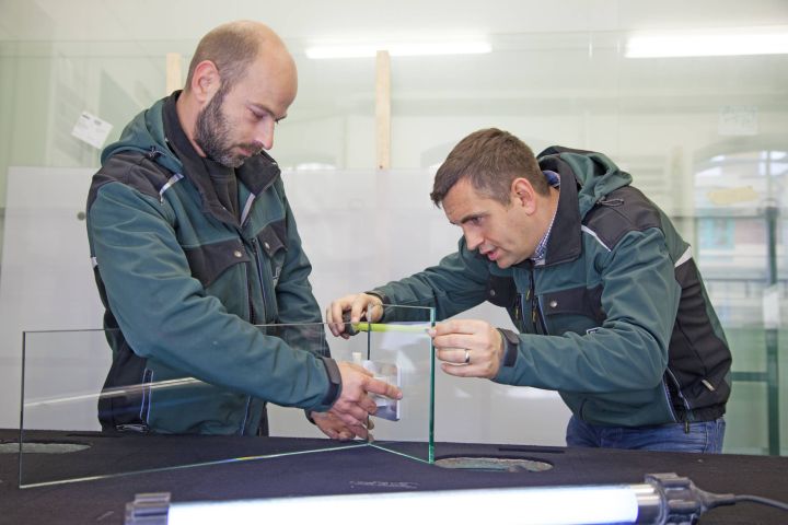 Glaserei + Fensterbau Max Preil GmbH, Eisenacher Straße 68 in Leipzig