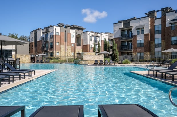 Images Soho Parkway Apartments