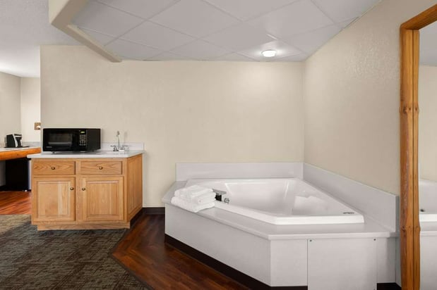 Images Best Western Northwoods Lodge