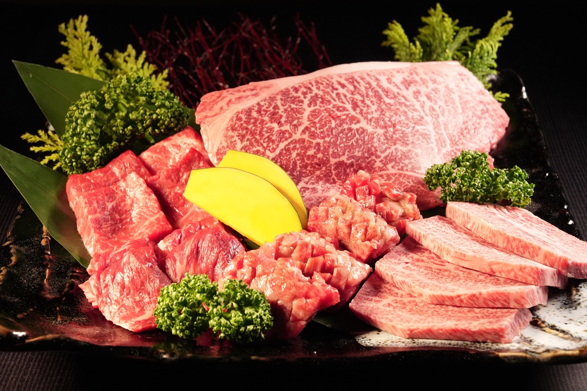 Images 炭火焼肉　月和