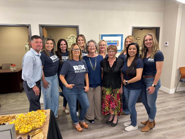 Images ROX Real Estate