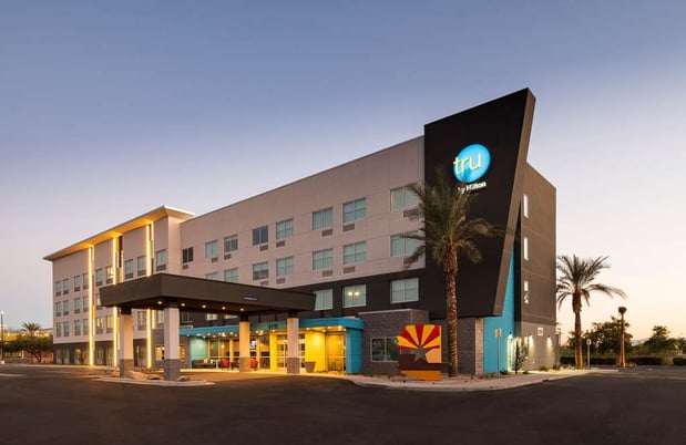 Images Tru by Hilton Phoenix Glendale Westgate