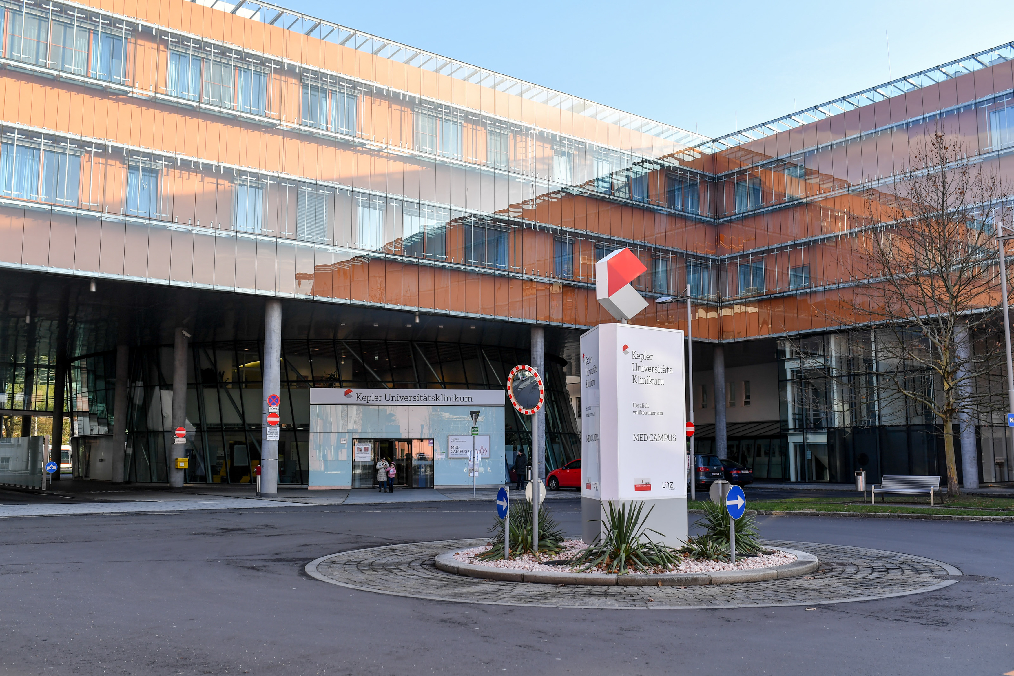 Bild 3 von Kepler Universitätsklinikum, Med Campus IV. (vorm. Landes- Frauen- u. Kinderklinik)