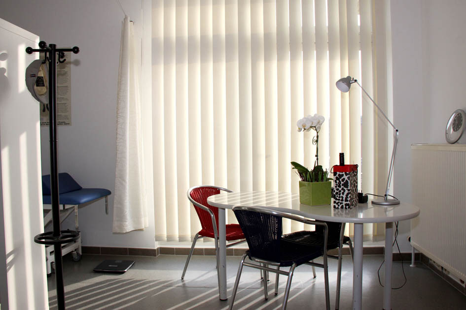 Roithmeier Franz OA Dr, stellv. Abteilungsleiter Gyn KH d. Barmh. Schwestern Linz, Ruflinger Straße 17 in Leonding