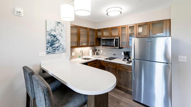 Images Staybridge Suites Naples - Marco Island by IHG