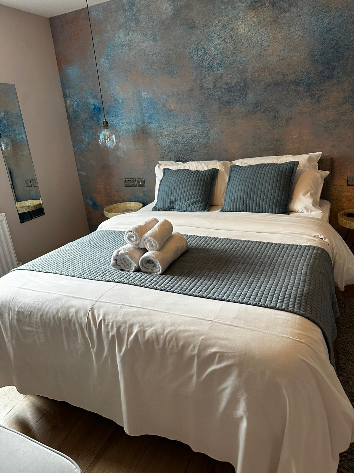 Images Shine Bright Cleaning Services